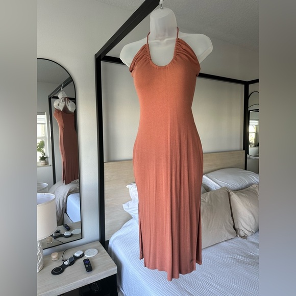Roxy Late Sunset Halter Midi Dress, Size M, Cedar Wood - Picture 2 of 4